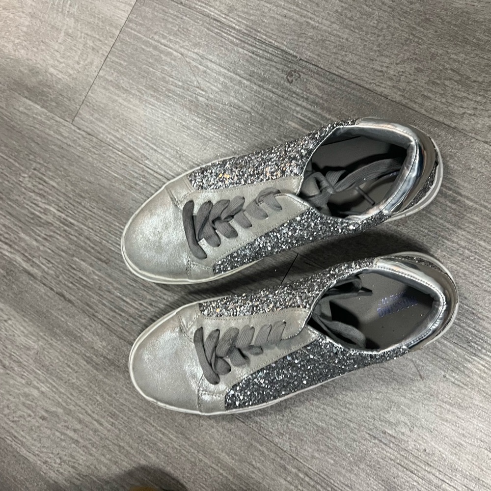 Sparky sneakers